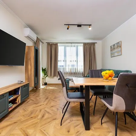 Апартамент Alvera 1br With Private Parking Пловдив