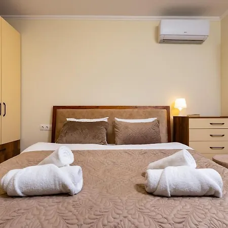 Alvera 1br With Private Parking Пловдив