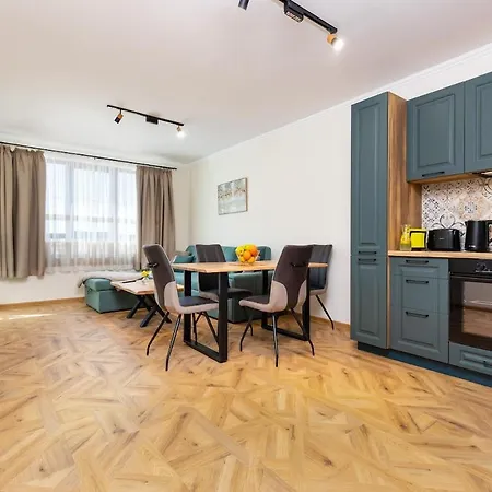 Alvera 1br With Private Parking Plovdiv